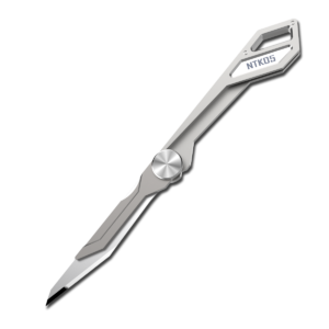 NTK05 — Cuțitul Tiny Titanium Keychain este prelucrat CNC din aliaj de titan TC4, ultra ușor și portabil pentru EDC.
